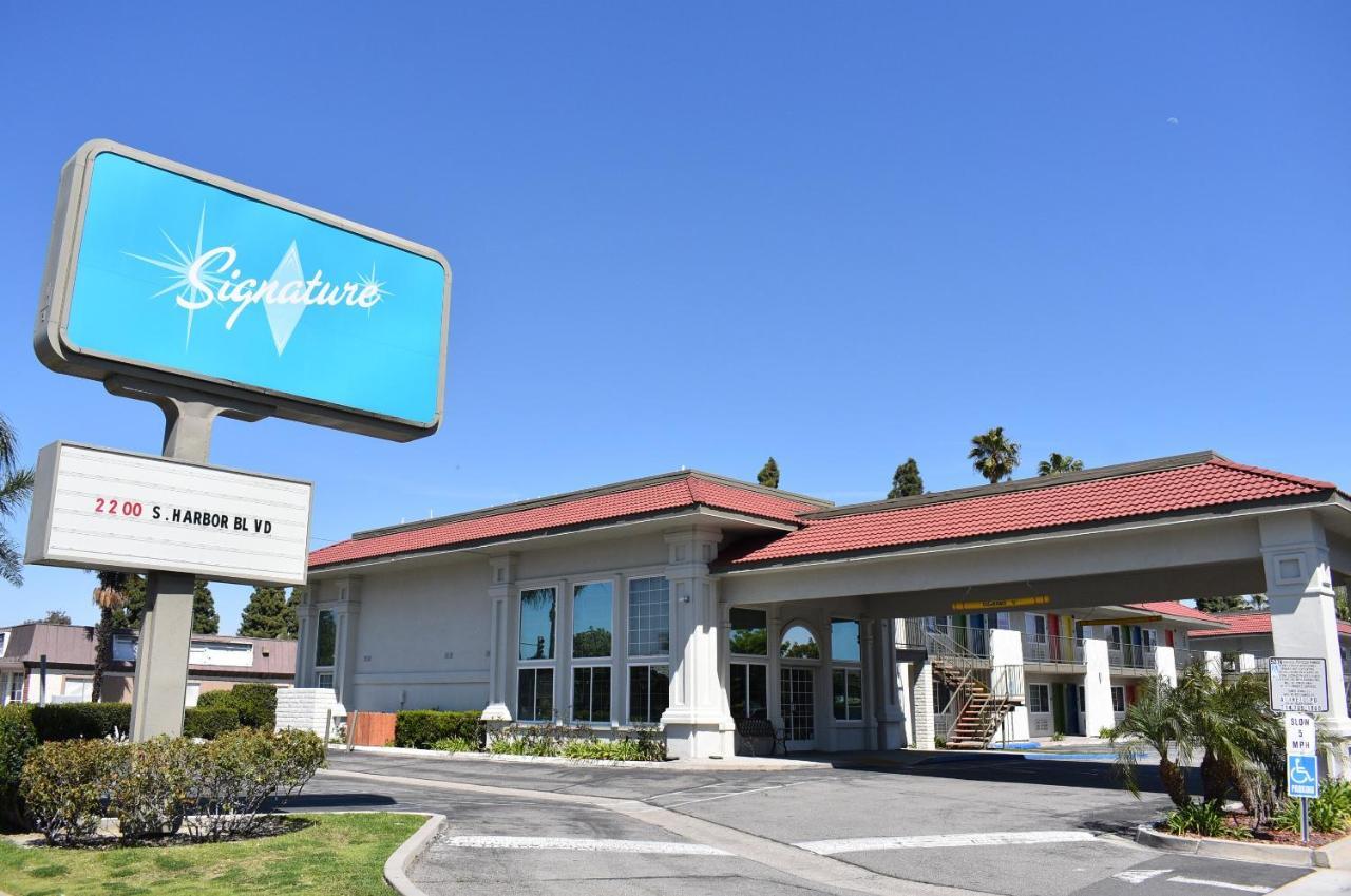 Signature Anaheim Maingate Ngoại thất bức ảnh